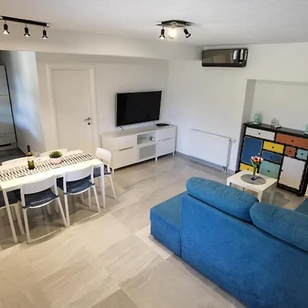 Bura Apartment